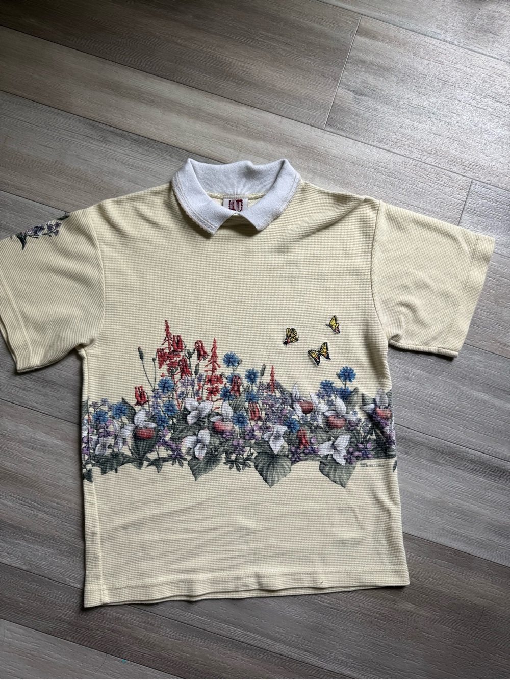 Art Unlimited Sportswear yellow vintage 90s floral polo